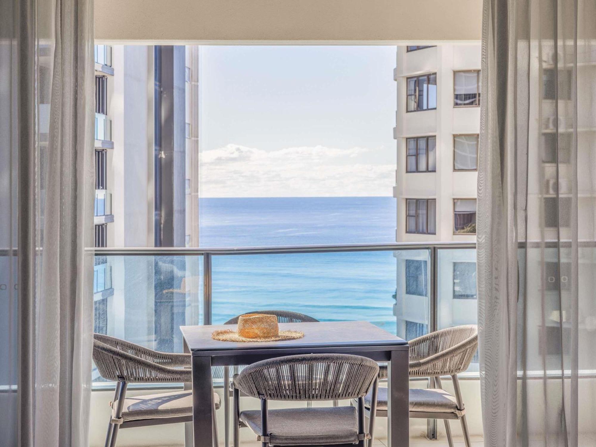 One-Bedroom Ocean Suite