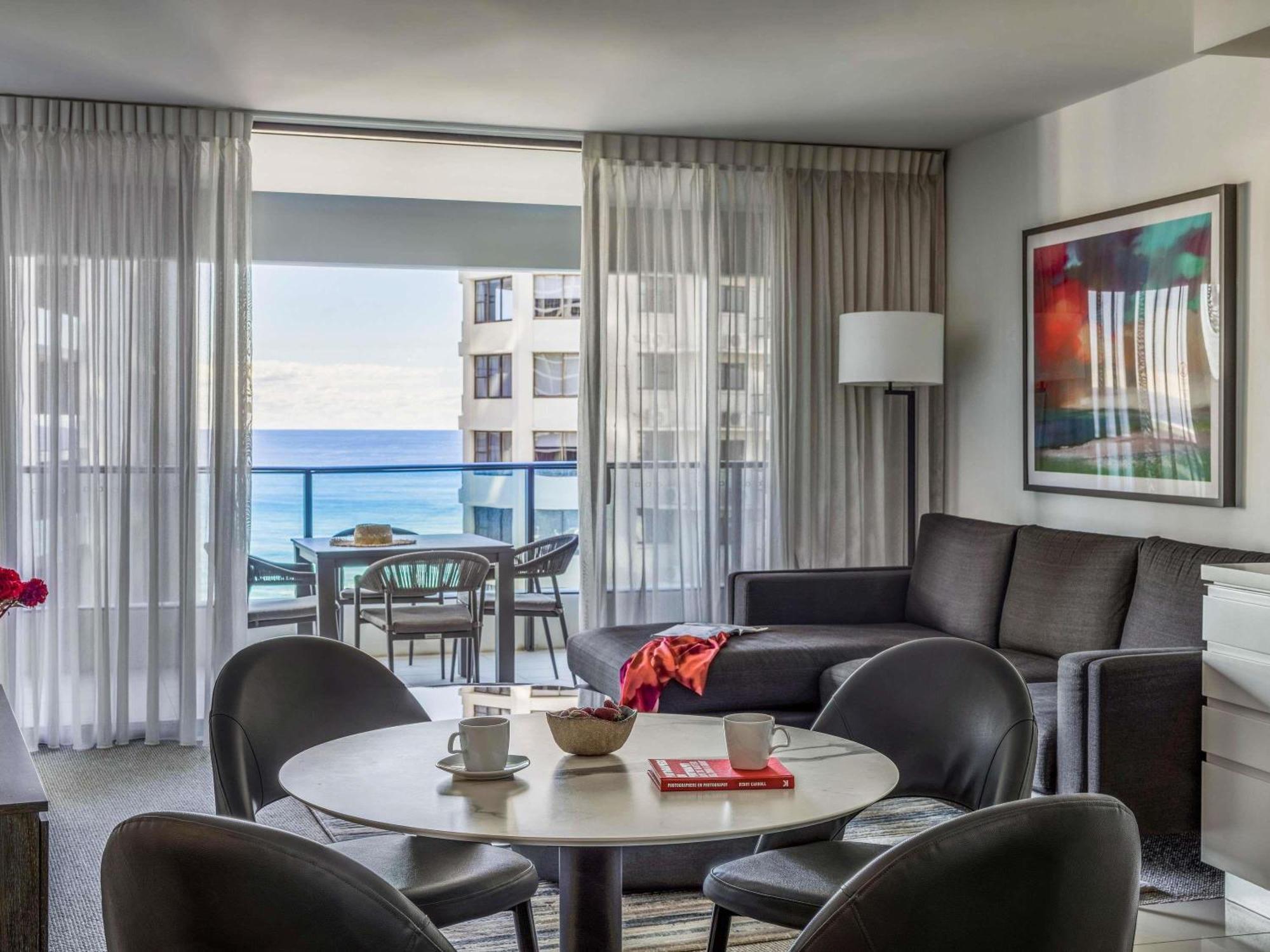 One-Bedroom Ocean Suite
