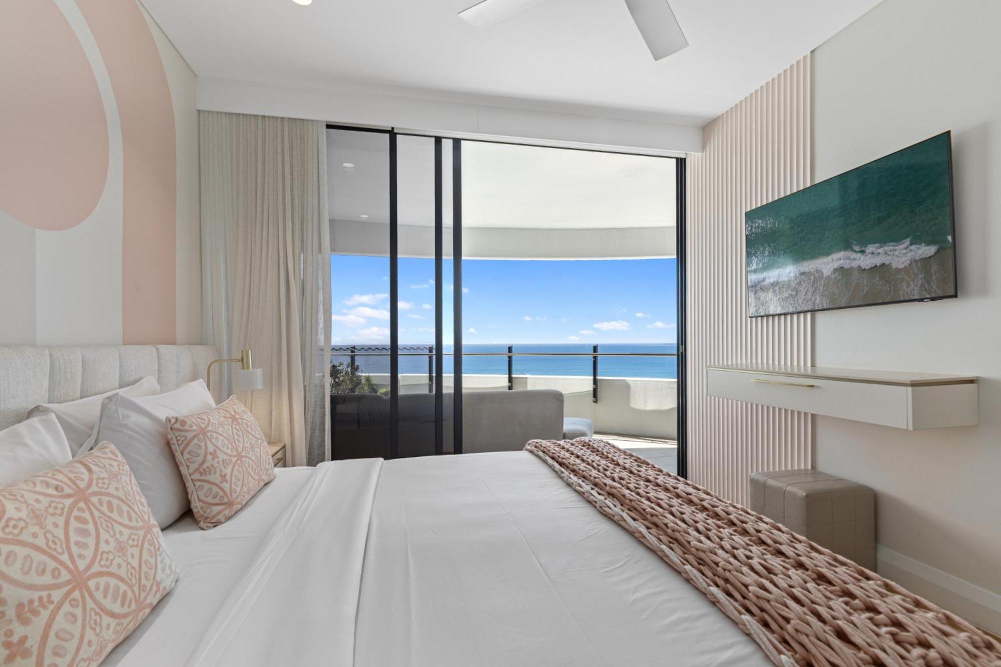 Three-Bedroom Water View Apartment