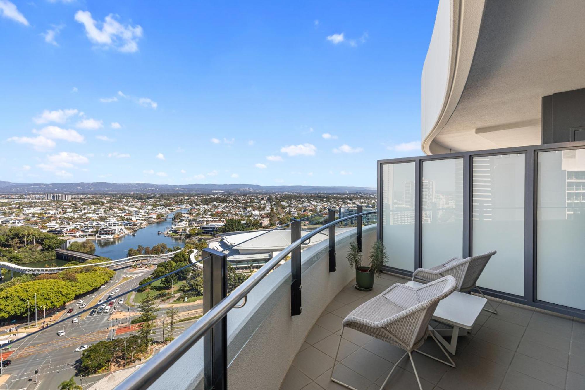 Three-Bedroom Water View Apartment