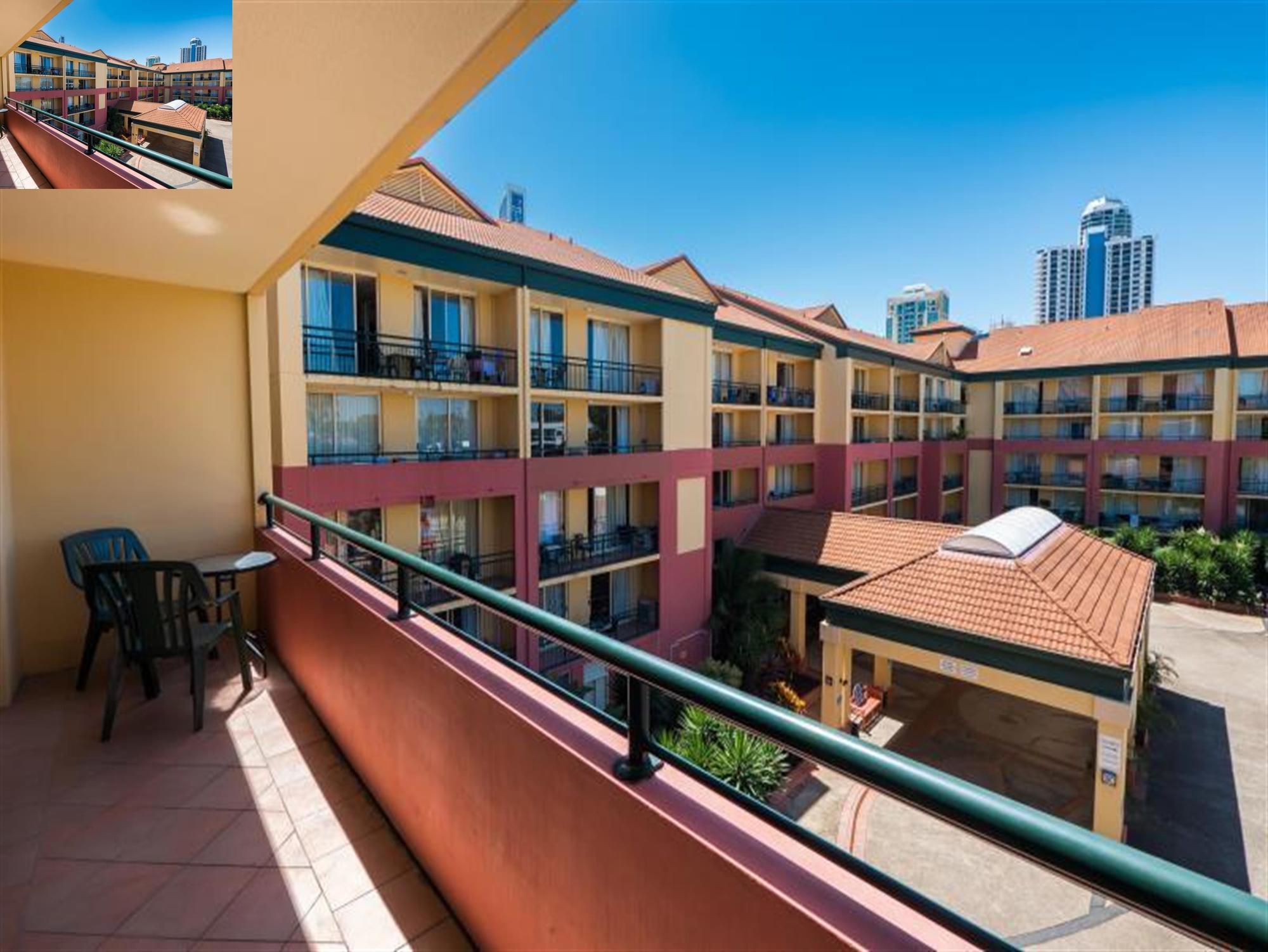 Studio Garden View,560359836:JPEG