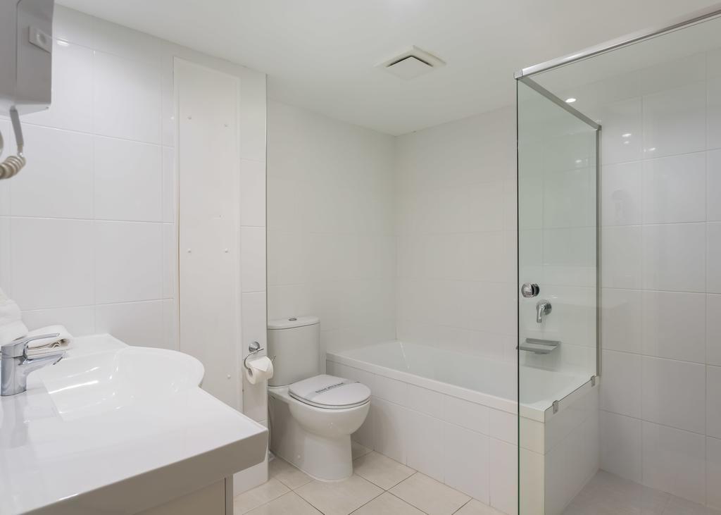 Two-Bedroom Ocean View Apartment