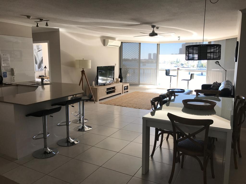 Two-Bedroom Deluxe Apartment