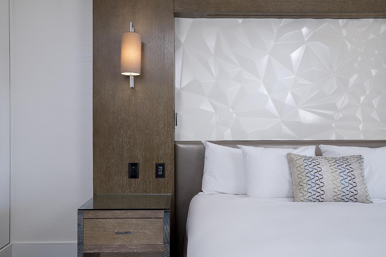 Superior Deluxe King Room
