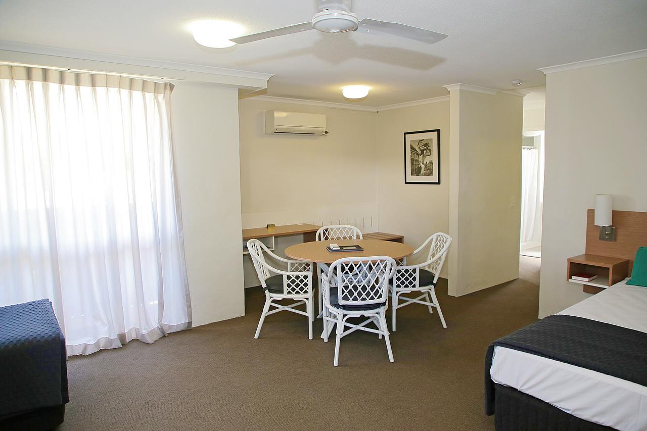 Standard Queen Room