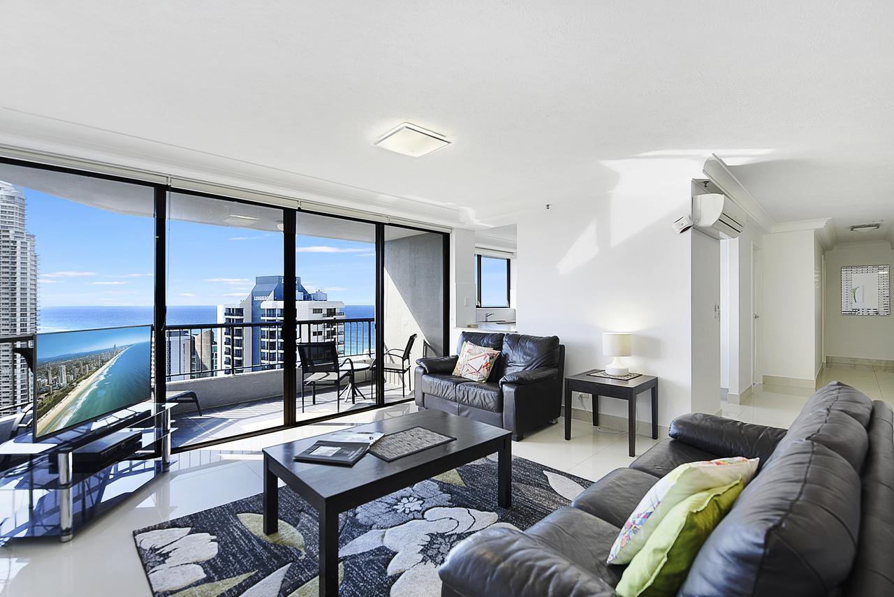 Deluxe Two Bedroom Ocean View Apartment