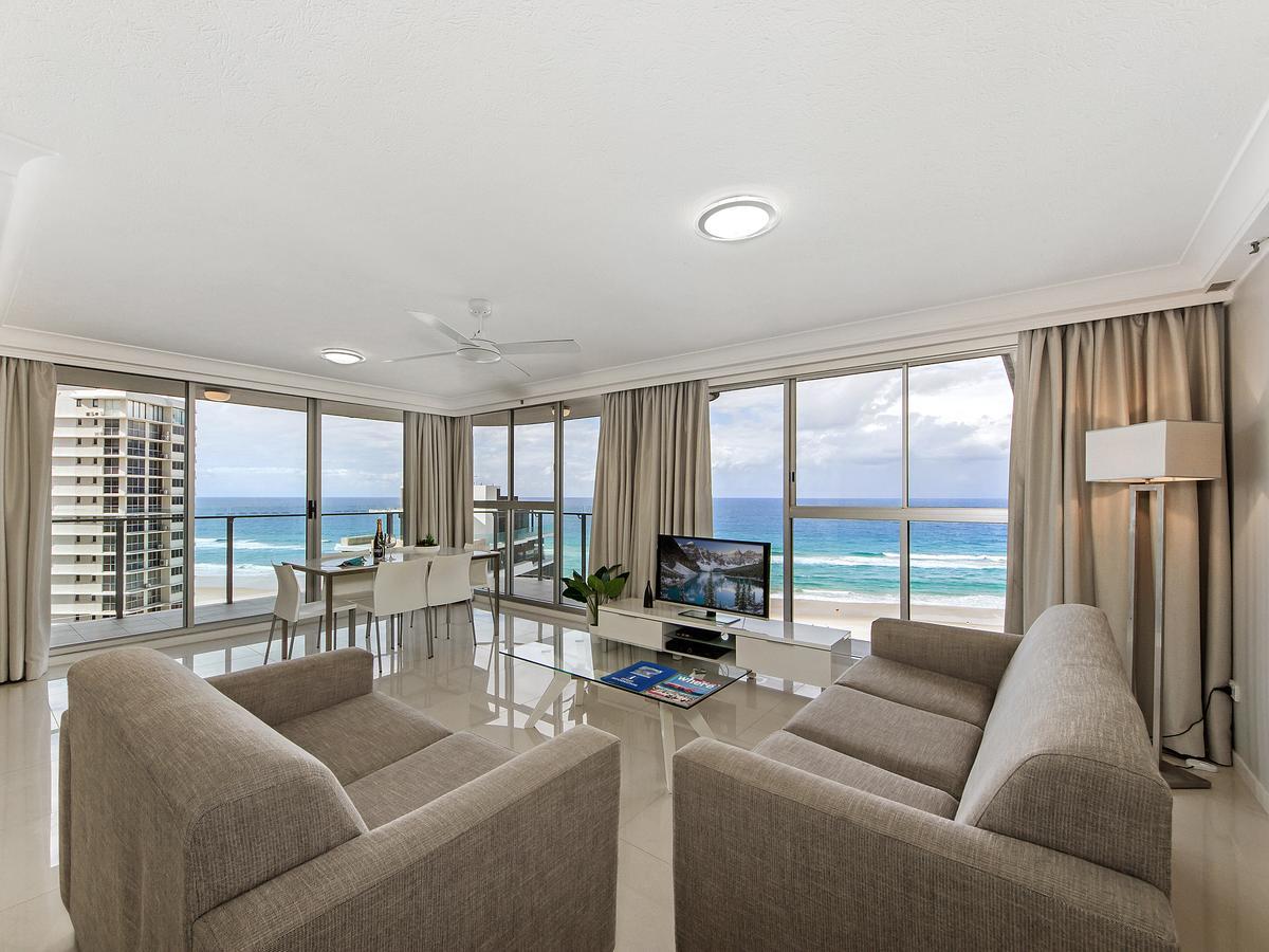 One Bedroom Superior Beachfront Apartment