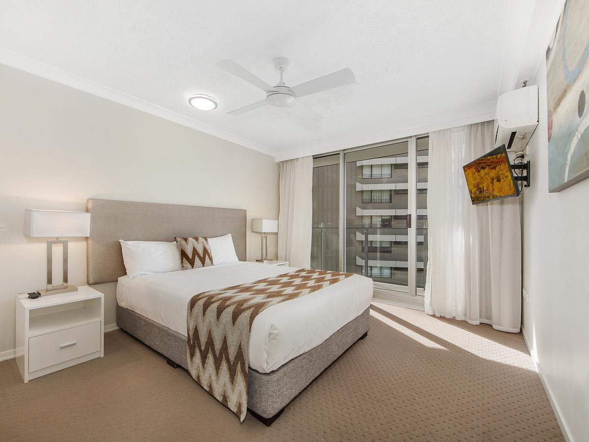 Superior Riverview Apartment
