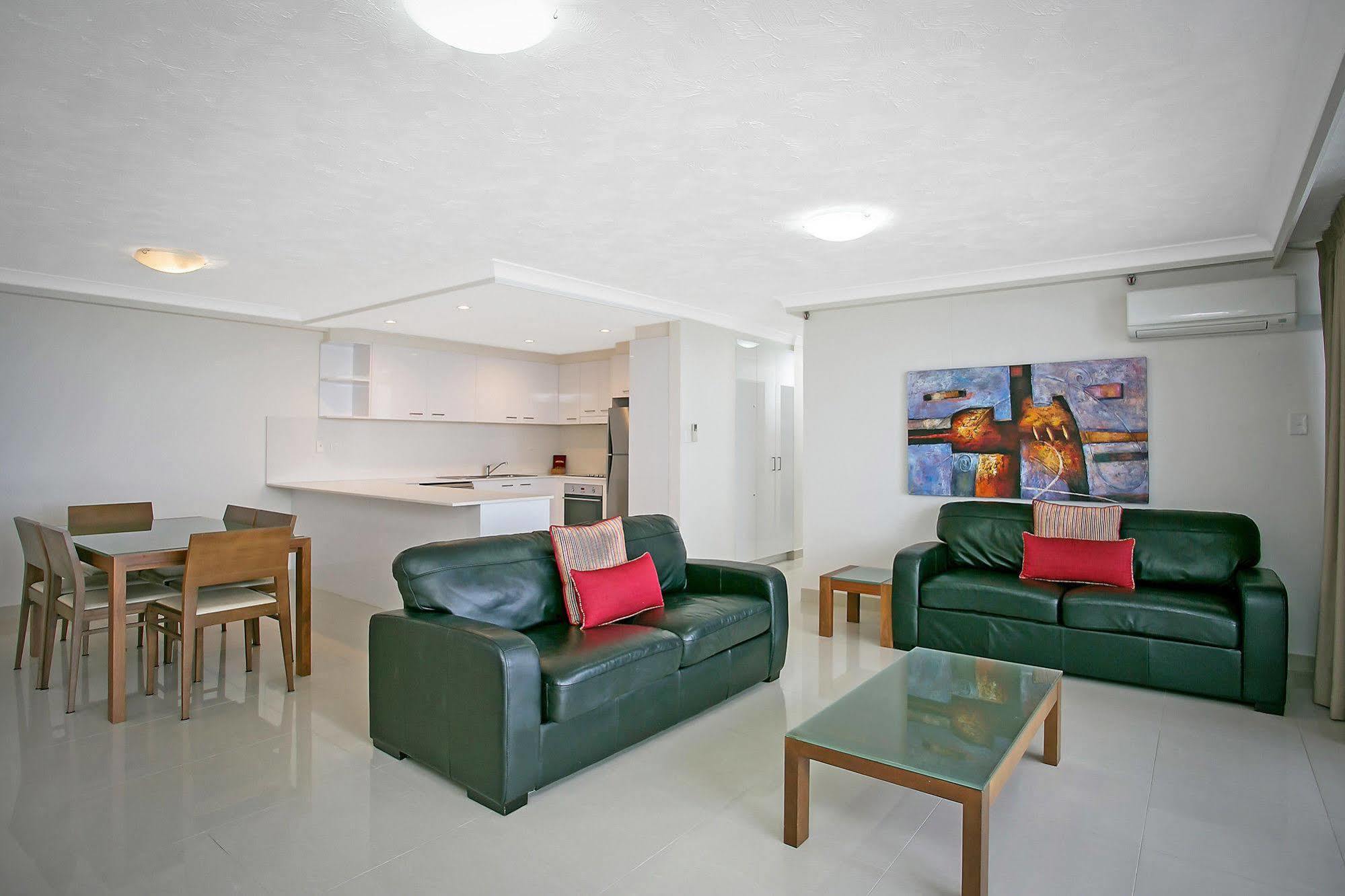Deluxe Two-Bedroom Apartment