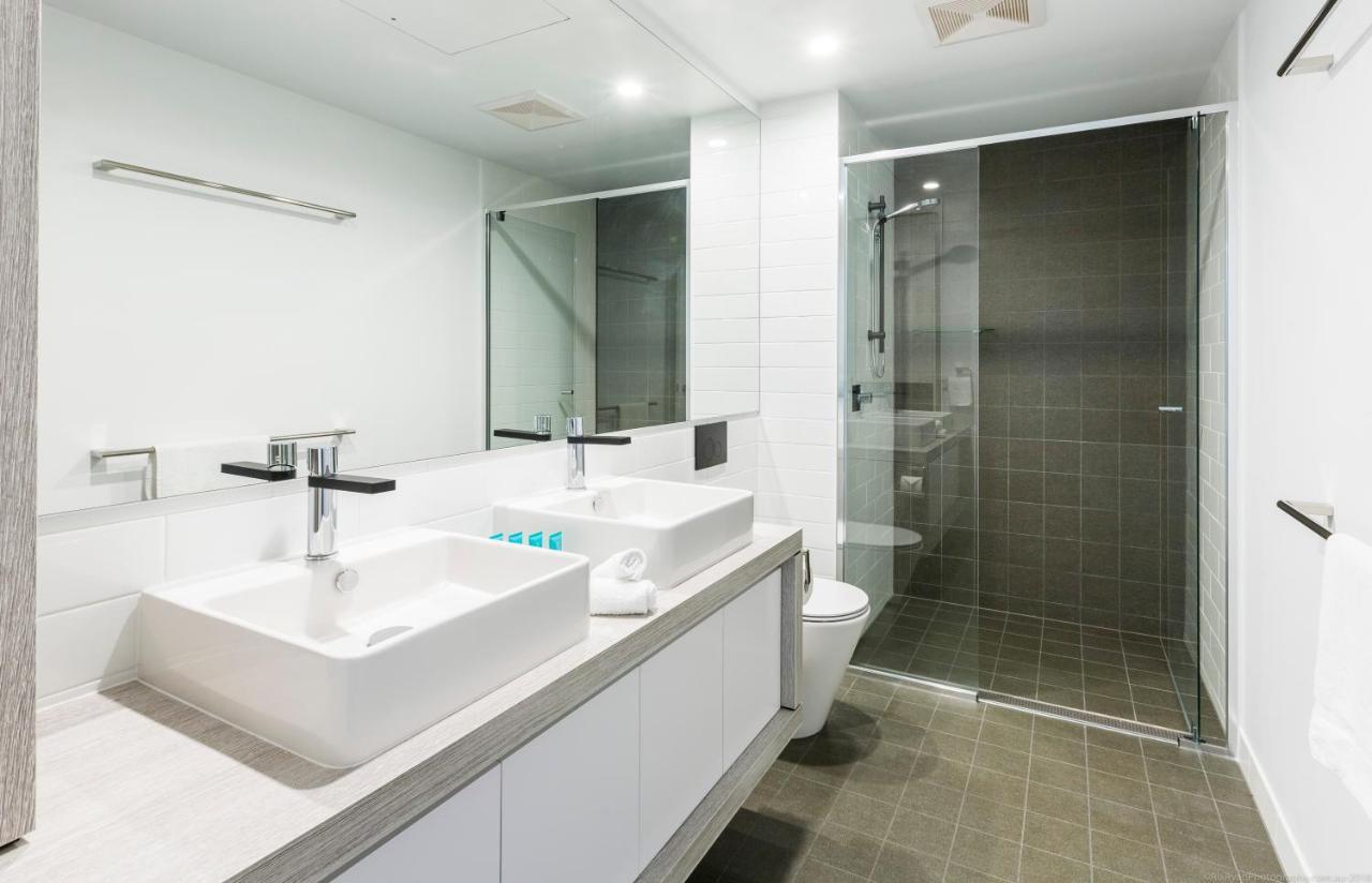 Apartment with Pool View,696463476:JPEG