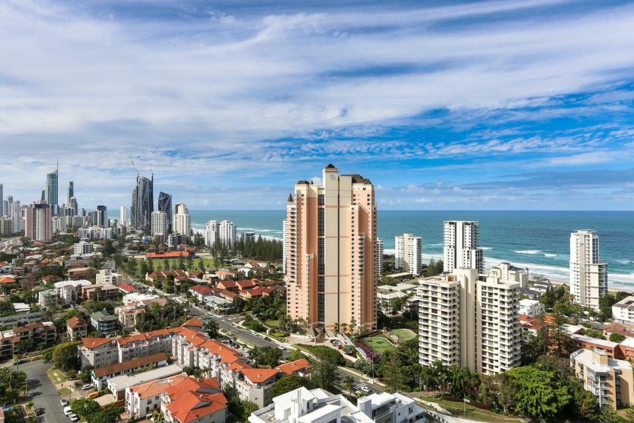 Three-Bedroom Apartment Ocean View