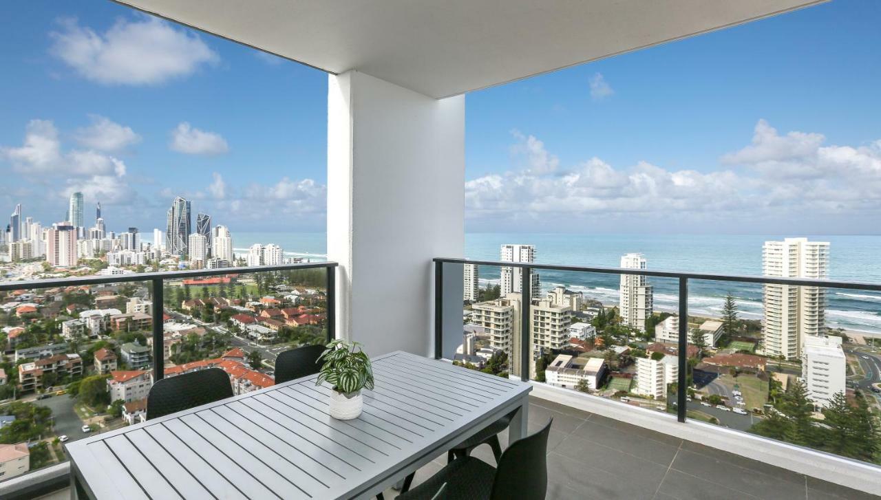 Three-Bedroom Apartment Ocean View