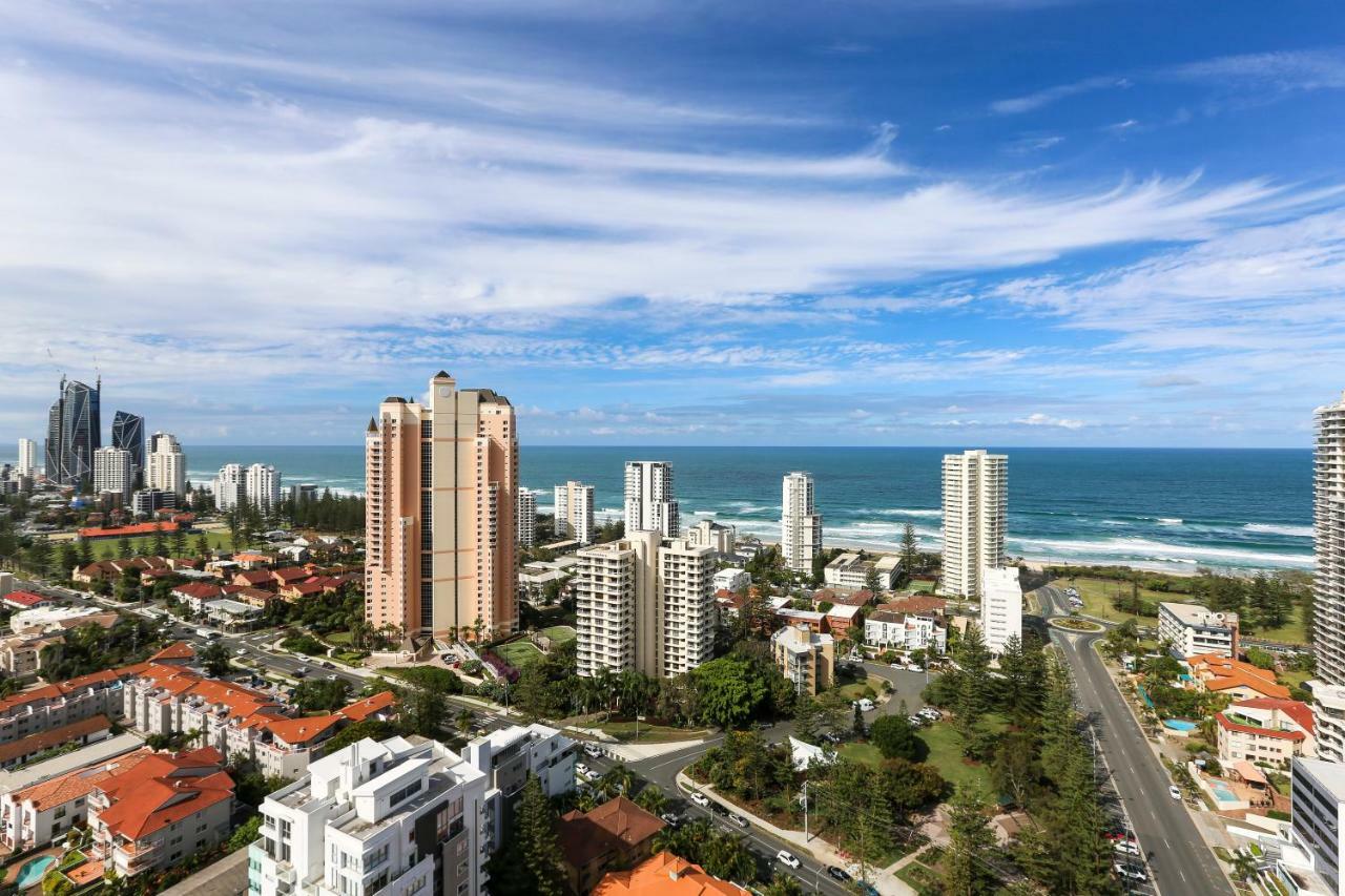Three-Bedroom Apartment Ocean View