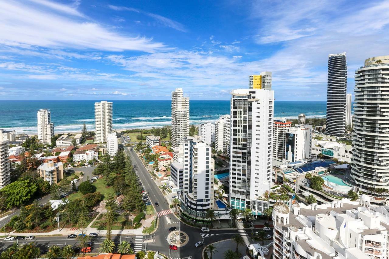 Three-Bedroom Apartment Ocean View