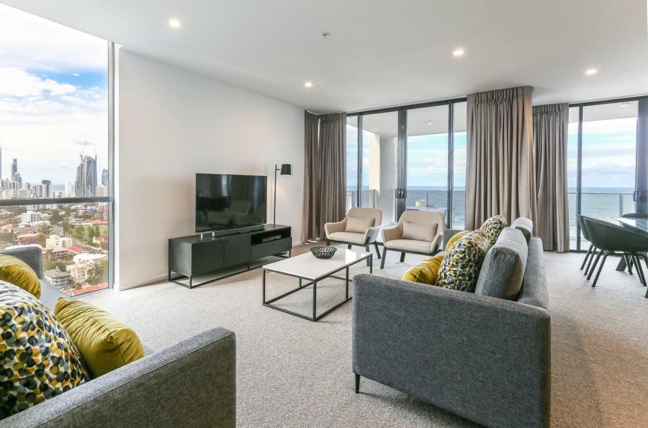 Three-Bedroom Apartment Ocean View