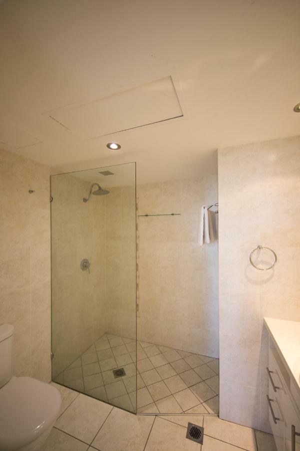 Two-Bedroom Deluxe Apartment High Floor
