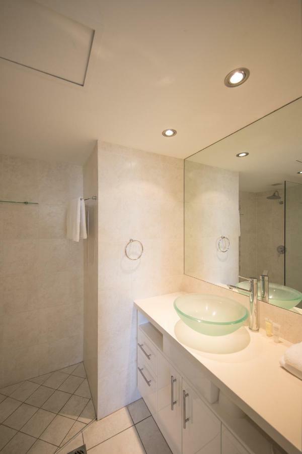 Two-Bedroom Deluxe Apartment High Floor