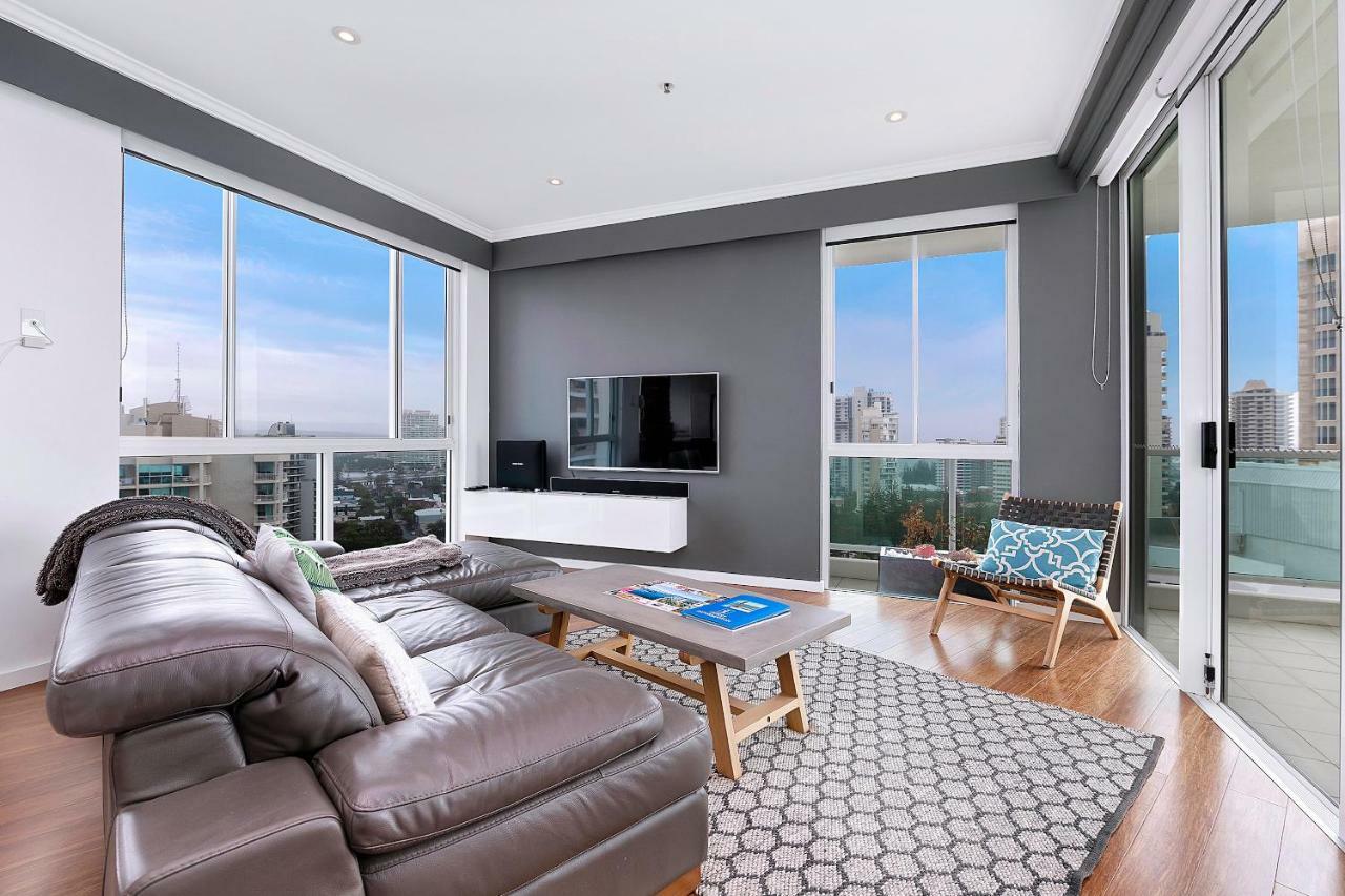 Superior One-Bedroom Apartment Ocean View
