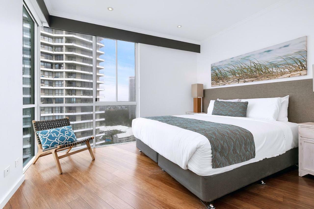 Superior One-Bedroom Apartment Ocean View