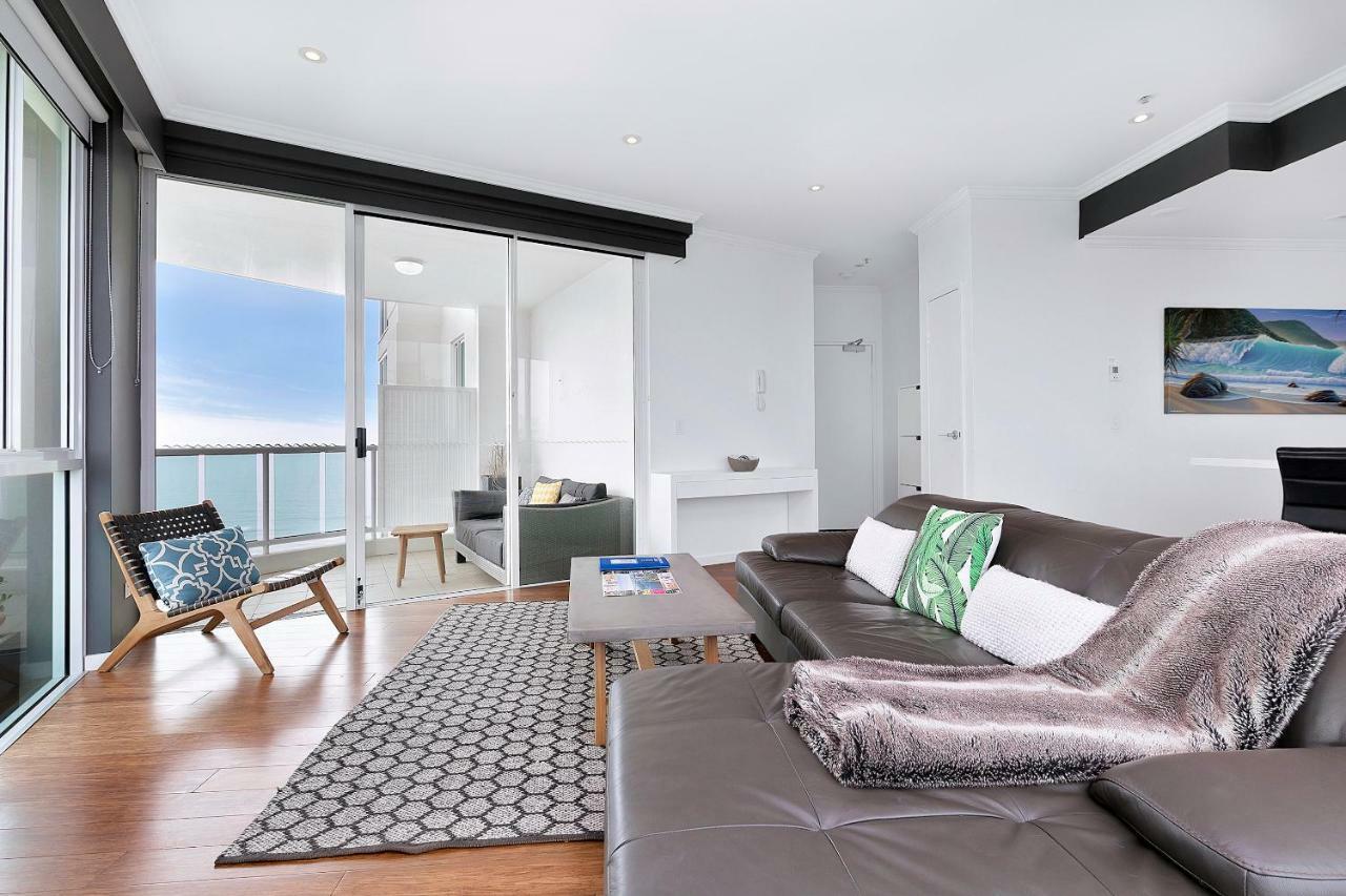 Superior One-Bedroom Apartment Ocean View