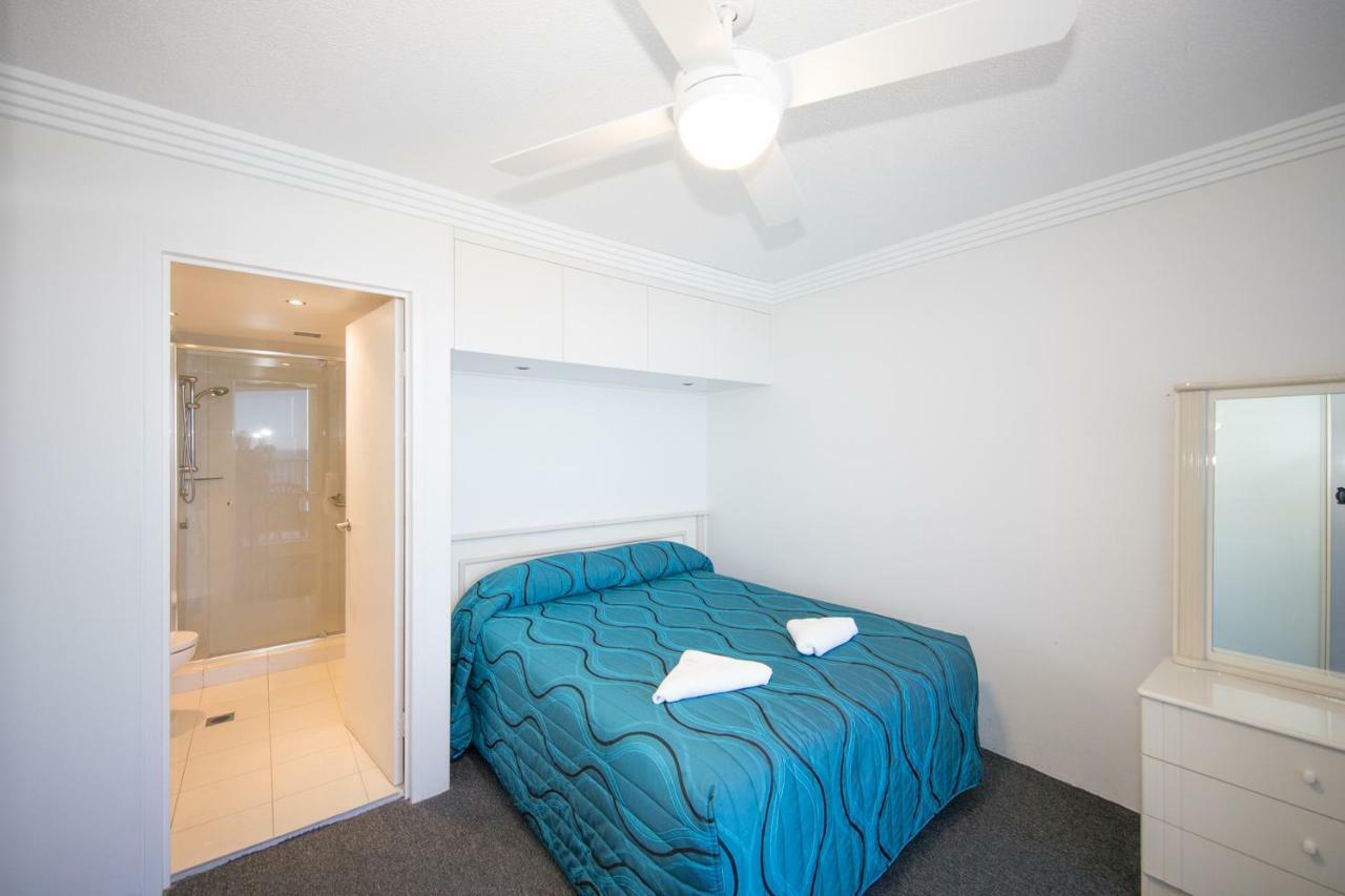 Three-Bedroom Apartment Ocean View