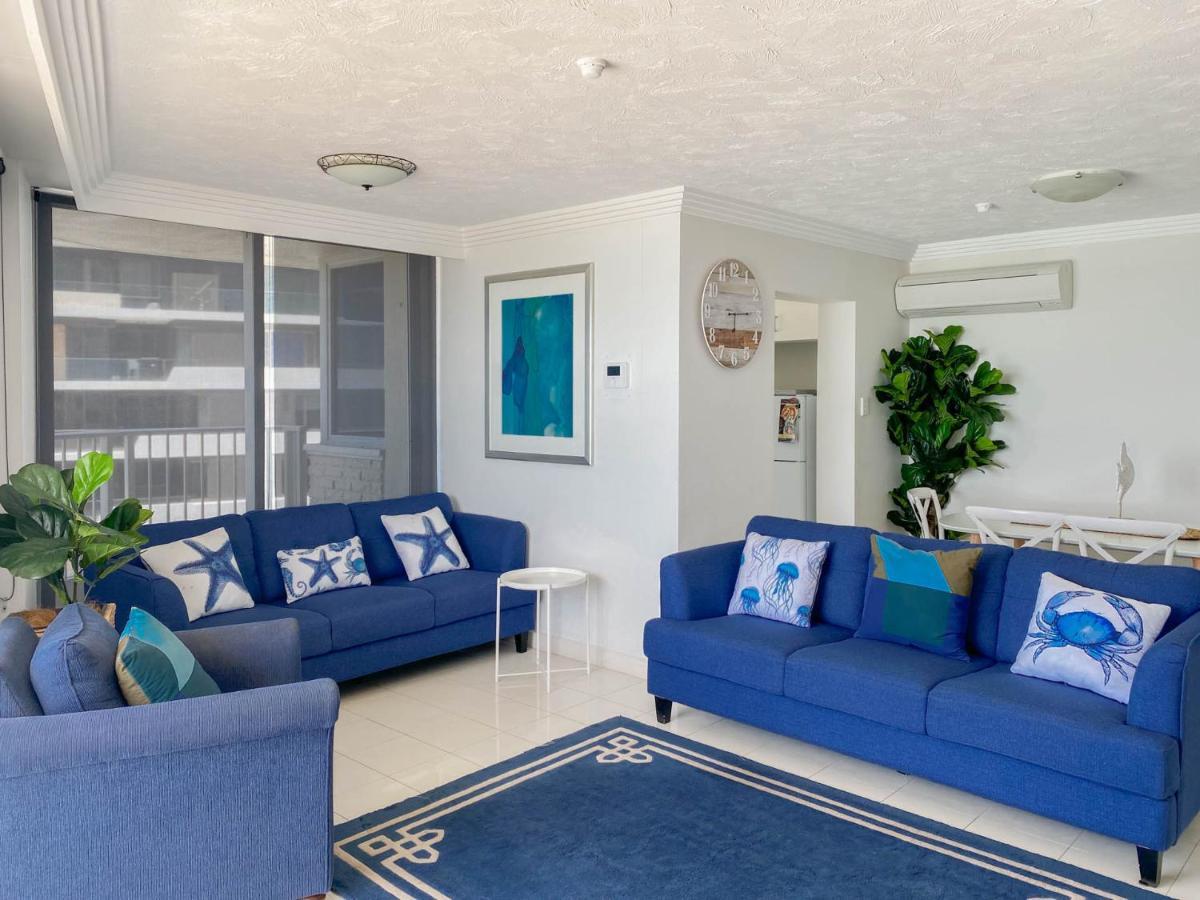 Three-Bedroom Apartment Ocean View