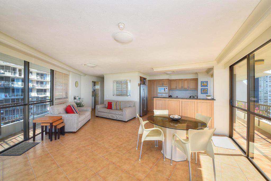 Two-Bedroom Deluxe Apartment High Floor