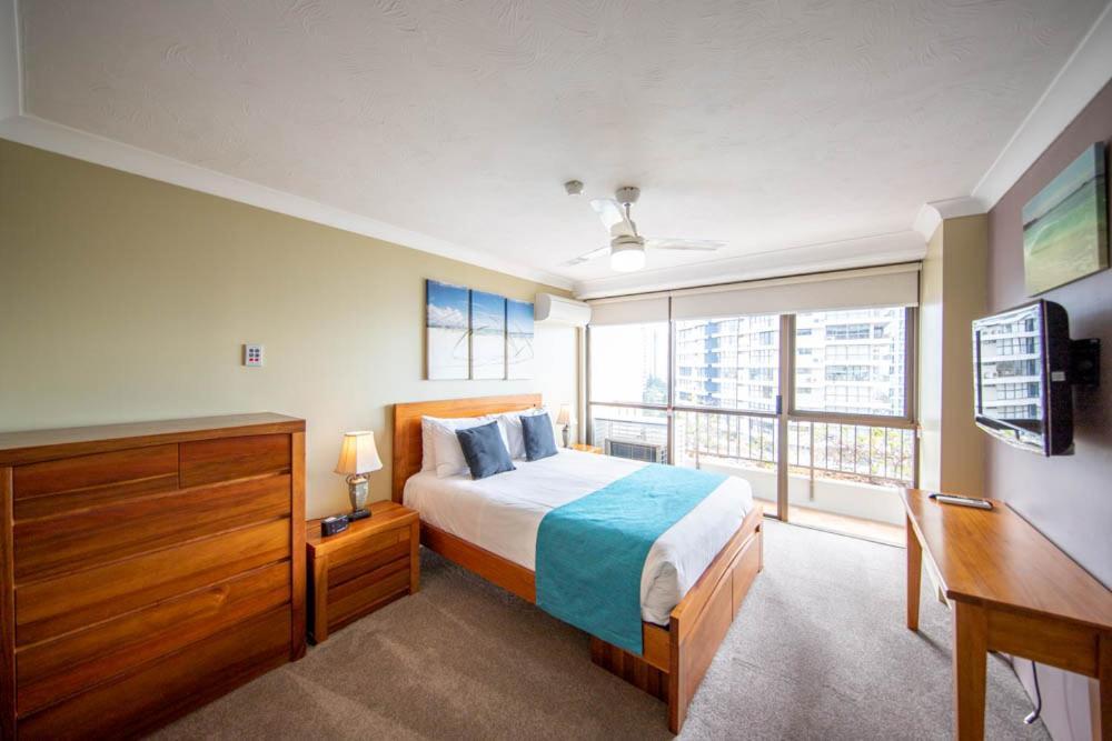Two-Bedroom Deluxe Apartment High Floor