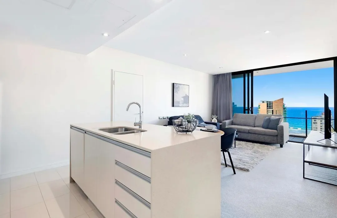 Elston Surfers Paradise - Self Contained, Privately Managed Apartments-1
