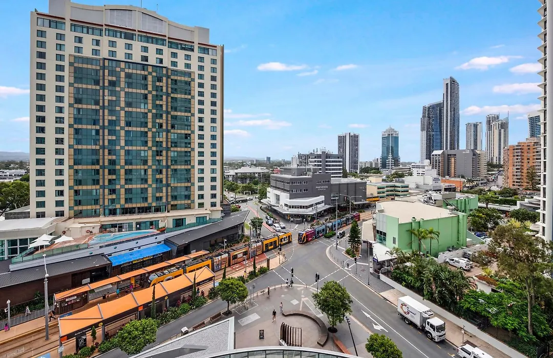 Q Tower Apartments In Surfers Paradise - From Level 3 - Self Contained & Privately Managed - Wow Stay-1