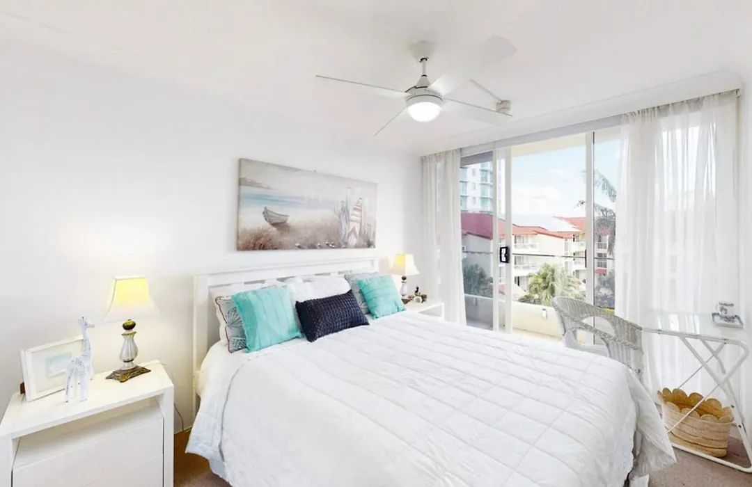 Southern Cross - Hosted By Burleigh Letting-1