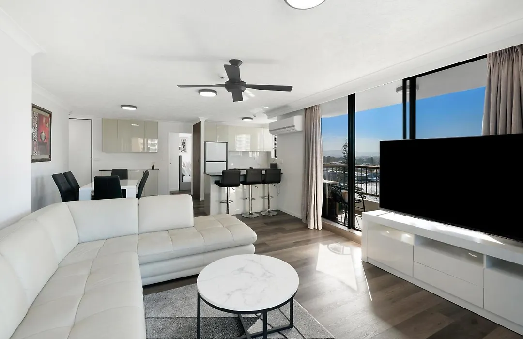 Surfers Paradise Entire Apartment-1