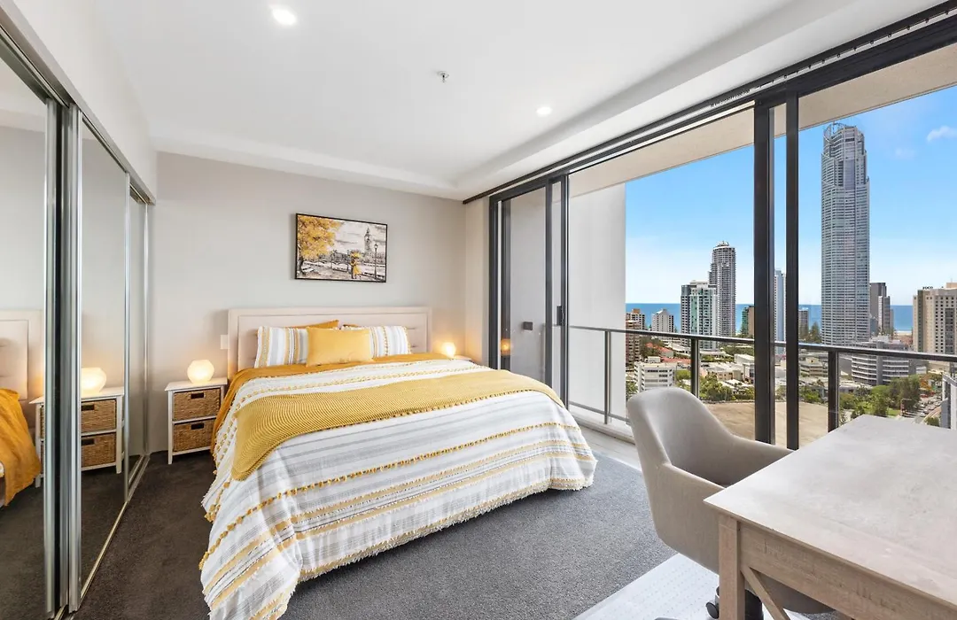 Stunning 180 Degree Views At Avalon Apartment-1