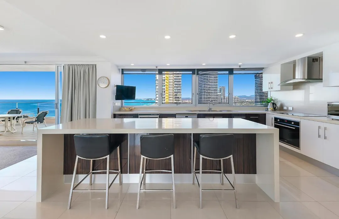Ultiqa Beach Haven On Broadbeach-1