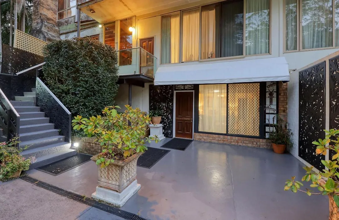 Mt Tamborine Stonehaven Manor-1