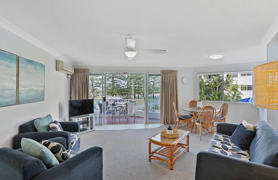 Le Beach Apartments-1