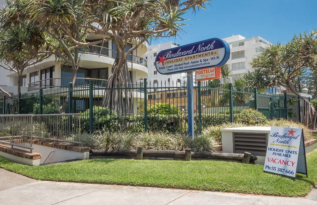 Boulevard North Holiday Apartments-1