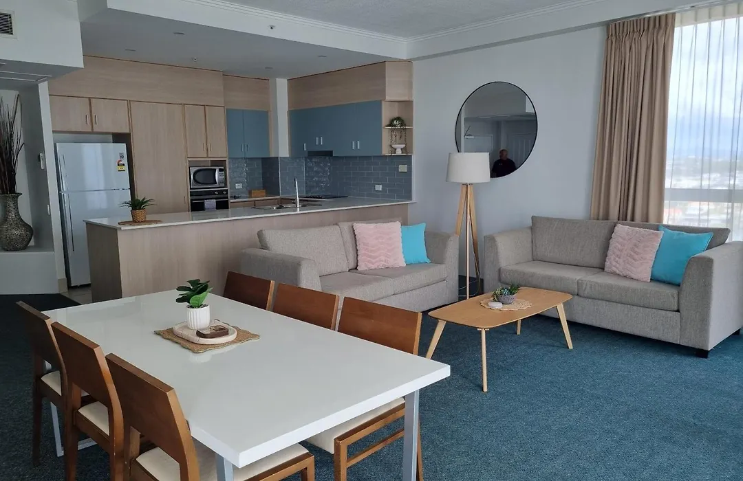 Serain Residences Apartment In Sun City Surfers Paradise-1