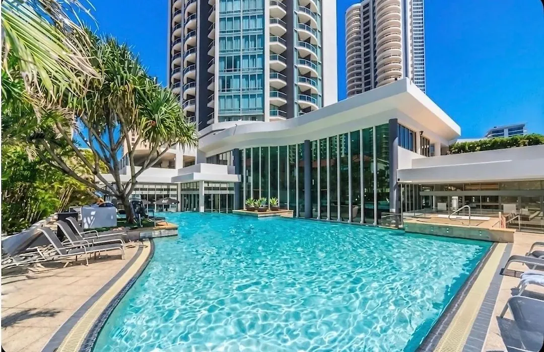 Stunning Oceanview - Beachfront Hotel Suite-1