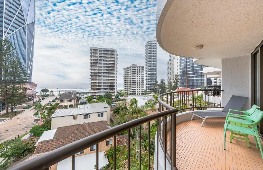 Warringa Surf Holiday Apartments-1