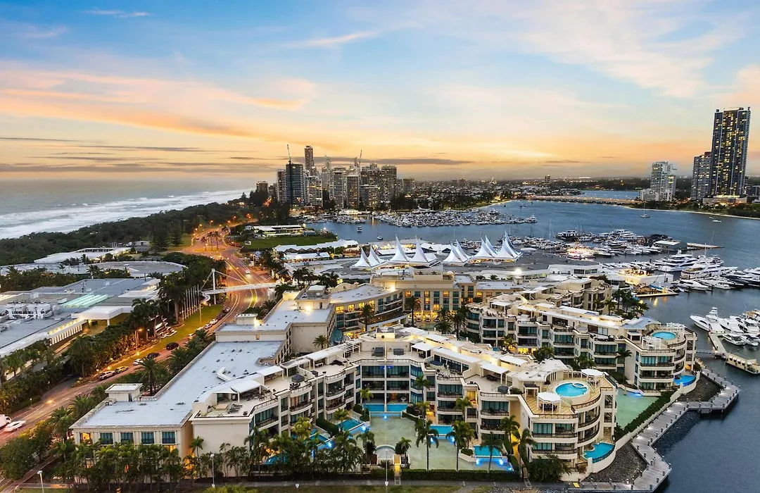 Imperial Hotel Gold Coast-1