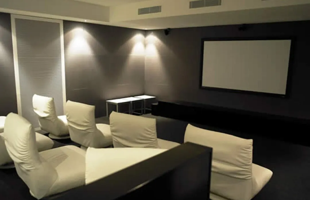 Ultra Broadbeach-1