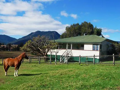 Cedar Glen Farmstay-1