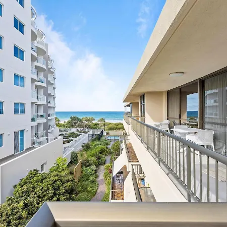 Beachfront Getaway In Palm Beach - Coasthm-2