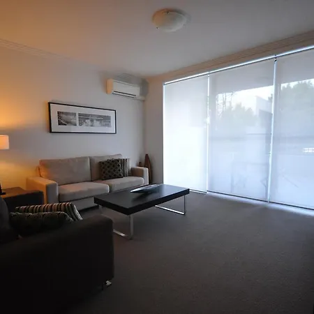 Chancellor Lakeside Apartments-2
