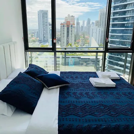 Koko Luxury Apartment In Broadbeach-3