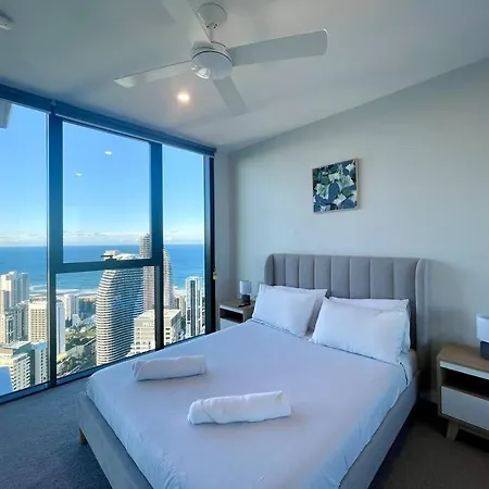 Luxury Oceanview 2Beds Serviced Apt 47F-3