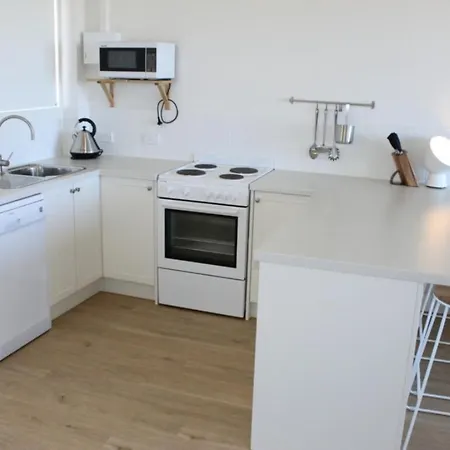 Nalu - Hosted By Burleigh Letting-3