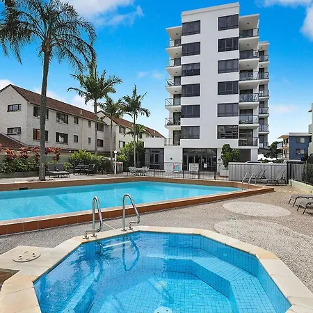 Aqualine Apartments On The Broadwater-2