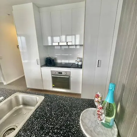 Modern Sophistication Broadbeach-3